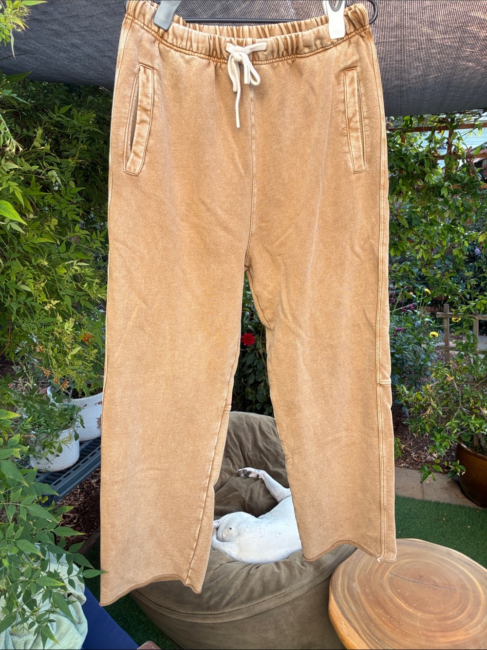 Relaxed heavyweight drawstring sweatpants in Tan, Size L